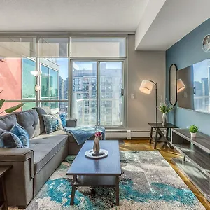 Cozy 2br With King Bed And Views Apartment