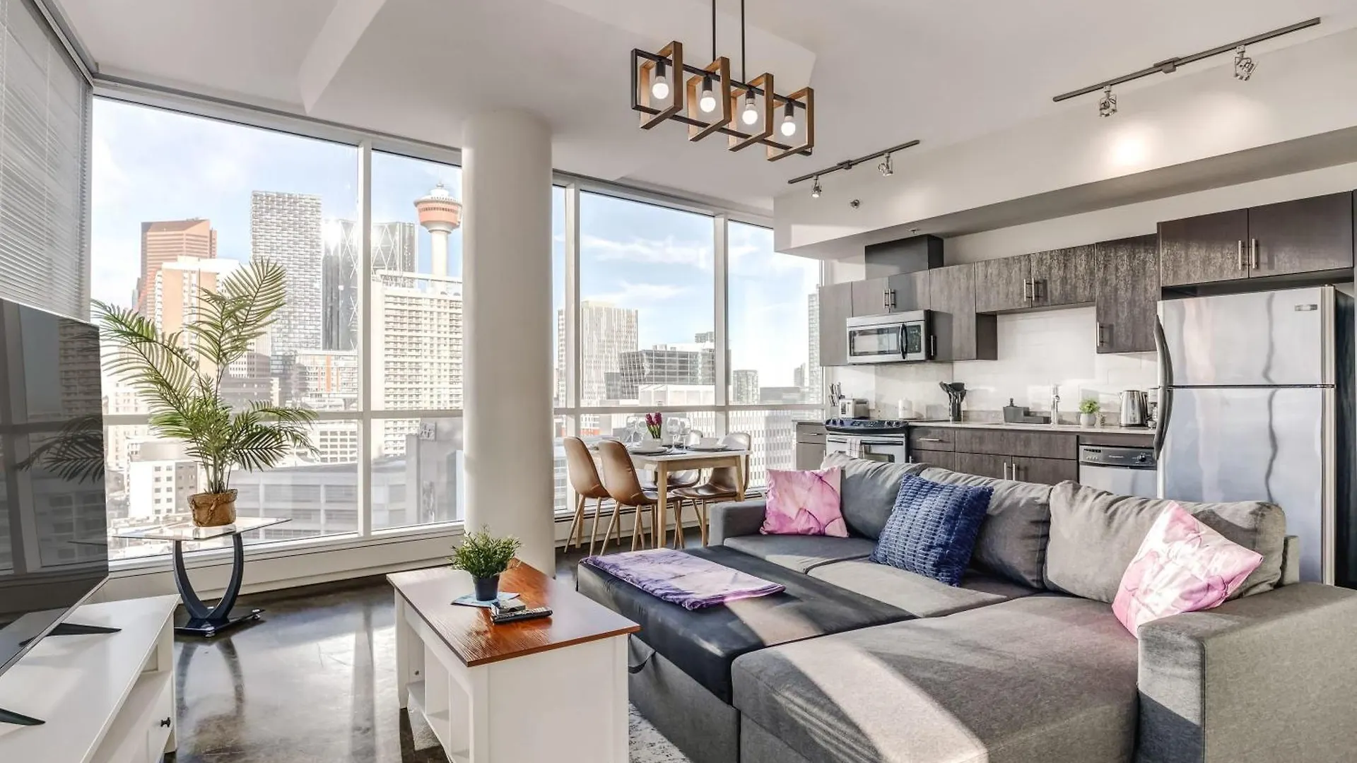 Appartamento Luxury 2Br Condo - Downtown City Views YYC Canada